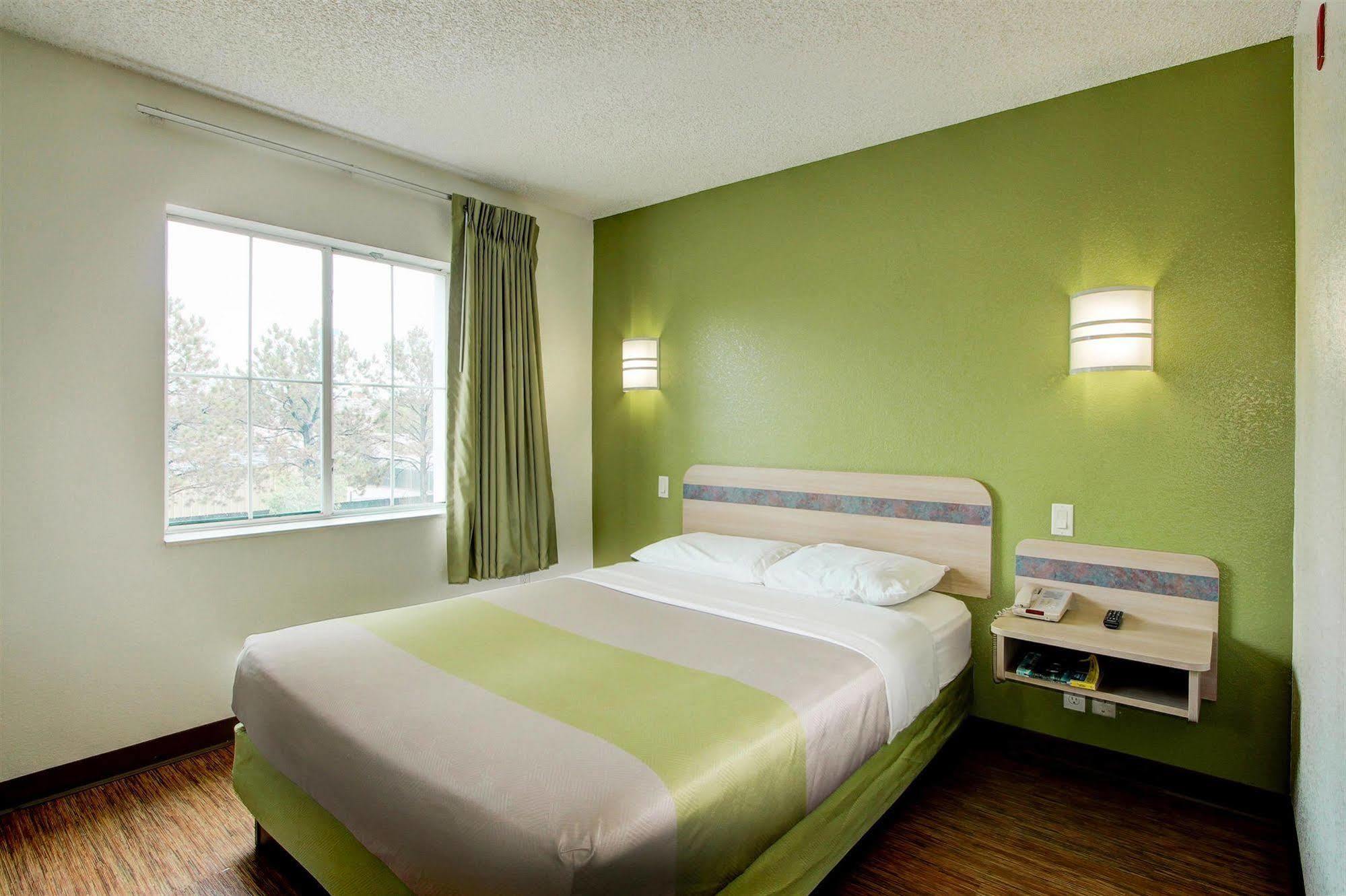Park Inn By Radisson, 오로라 외부 사진